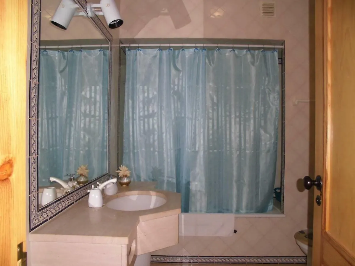 Alta Oura Top Floor Apartment Albufeira